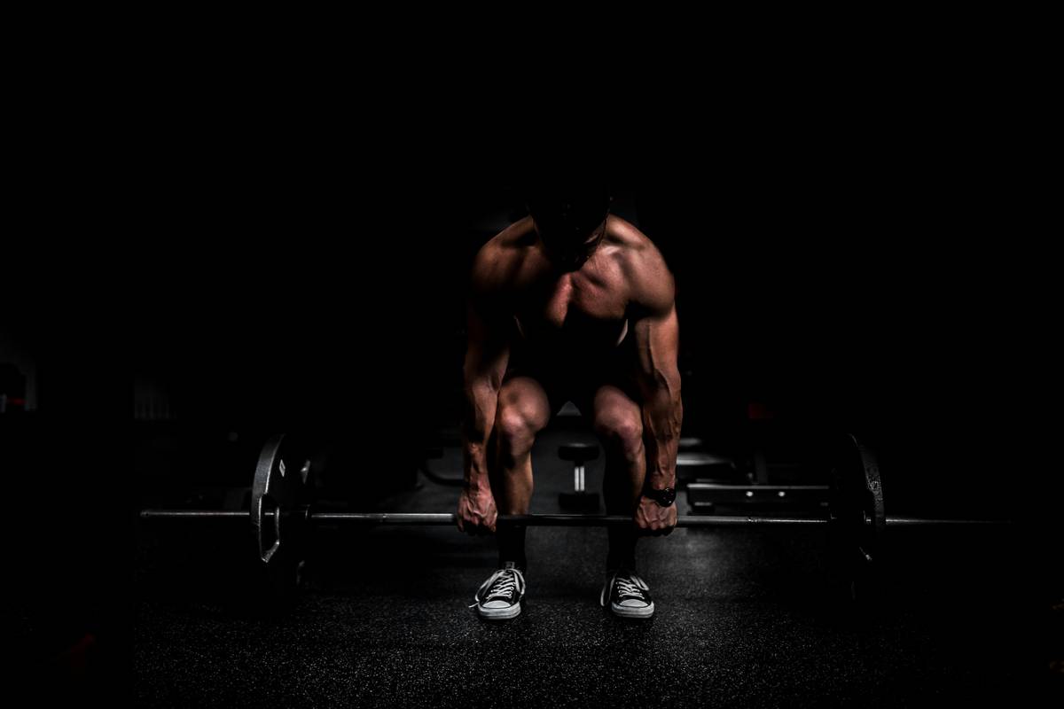 Outdoor Senior Group Fitness: The Overlooked Lifeline for Aging Strength